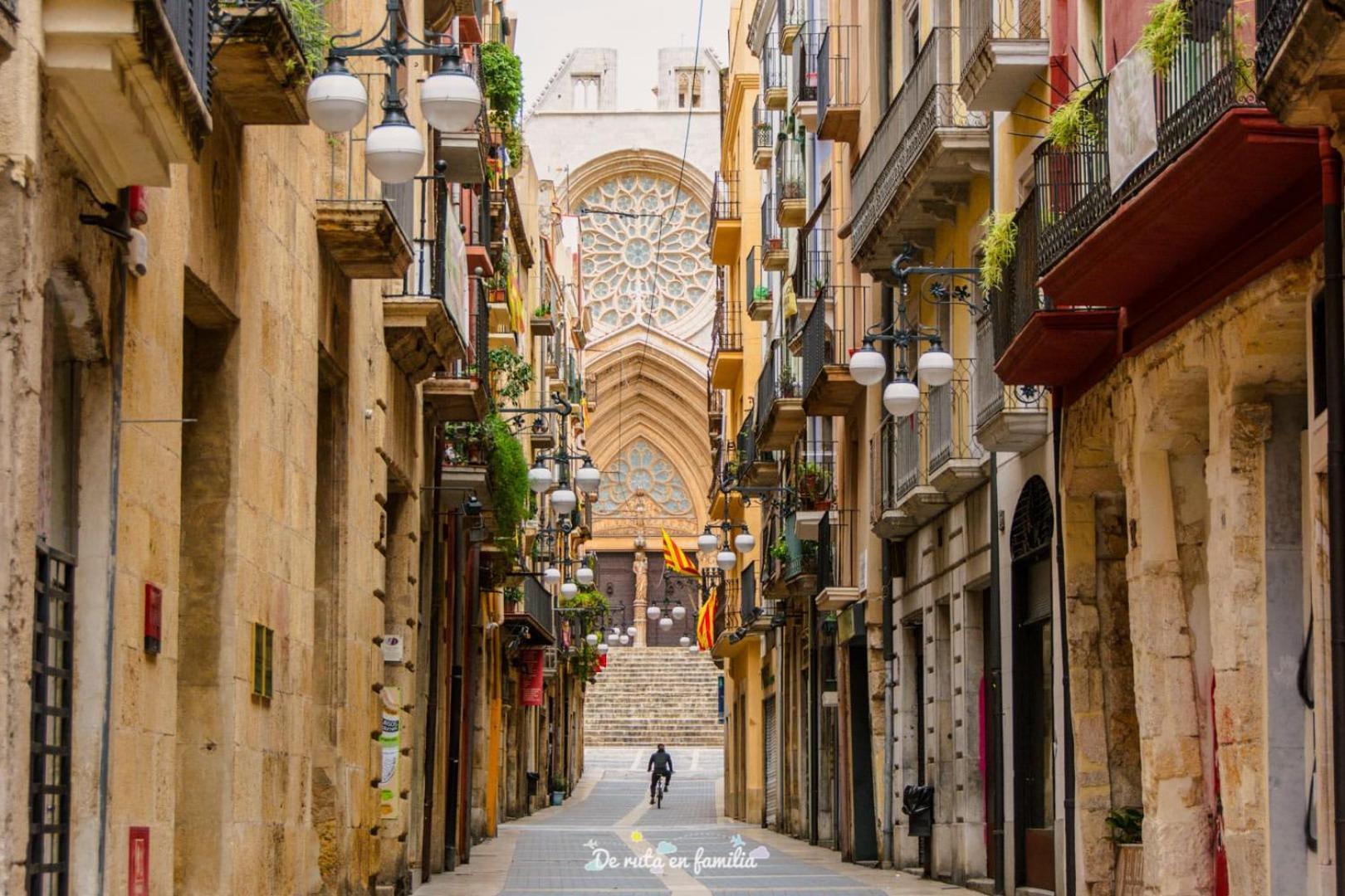 Oh La La Apartment Tarragona Luaran gambar